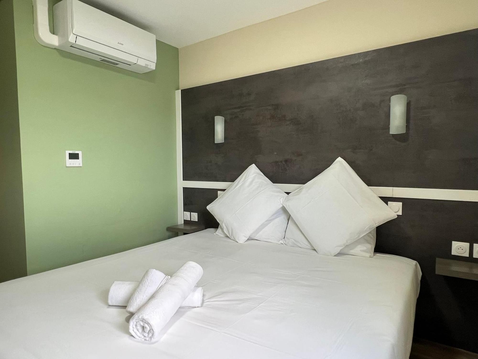 Contact Hotel Arc-En-Ciel - Reouverture - Entierement Renove Mulhouse Ngoại thất bức ảnh