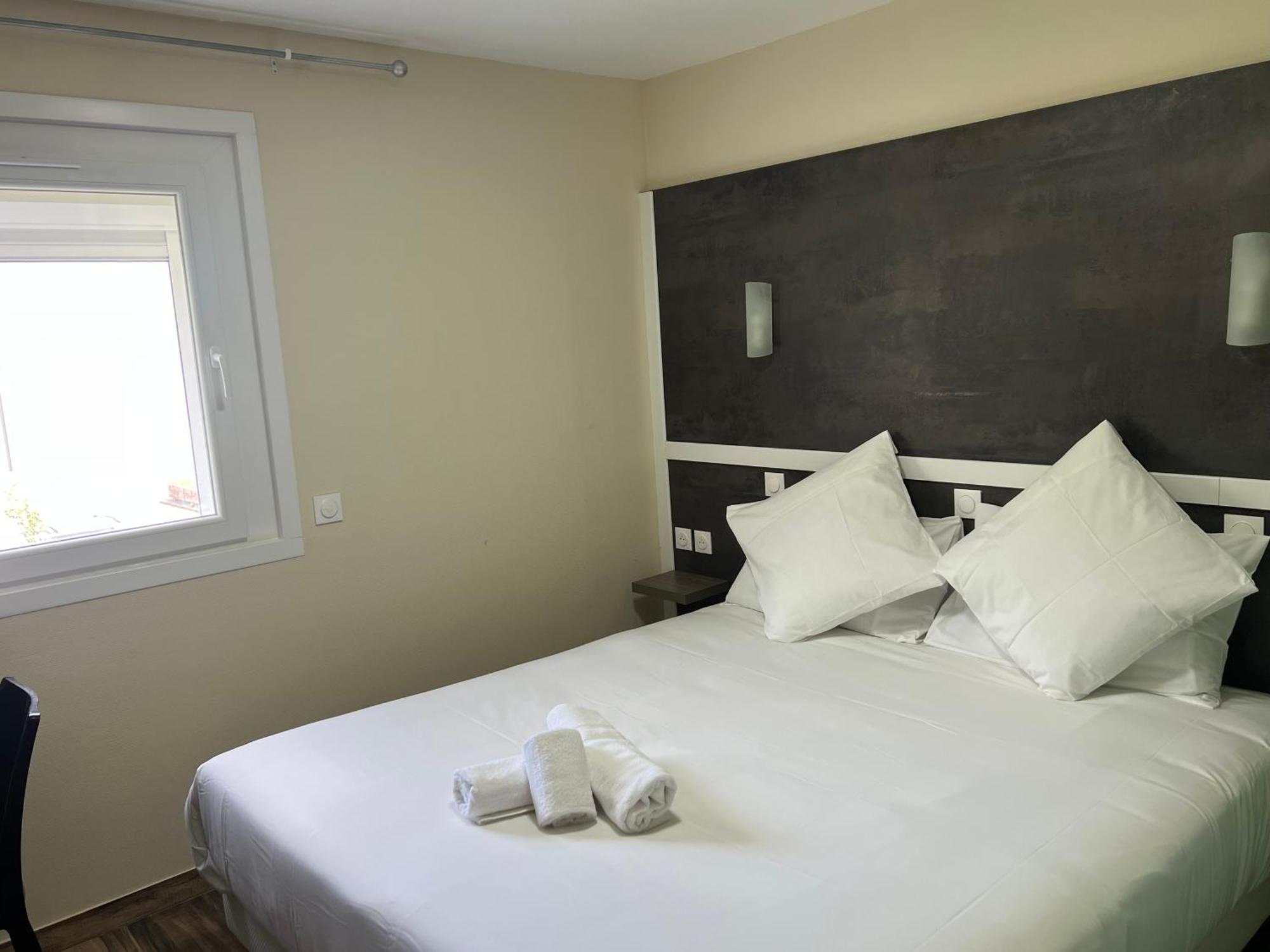 Contact Hotel Arc-En-Ciel - Reouverture - Entierement Renove Mulhouse Ngoại thất bức ảnh